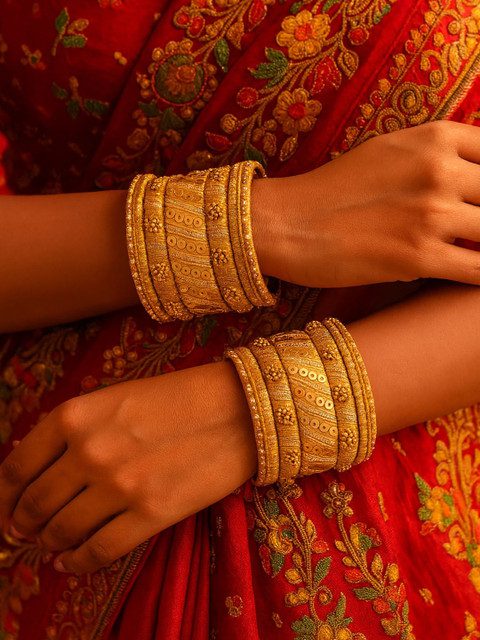 Arshia Fashions Set Of 10 Stone Studded Bangle