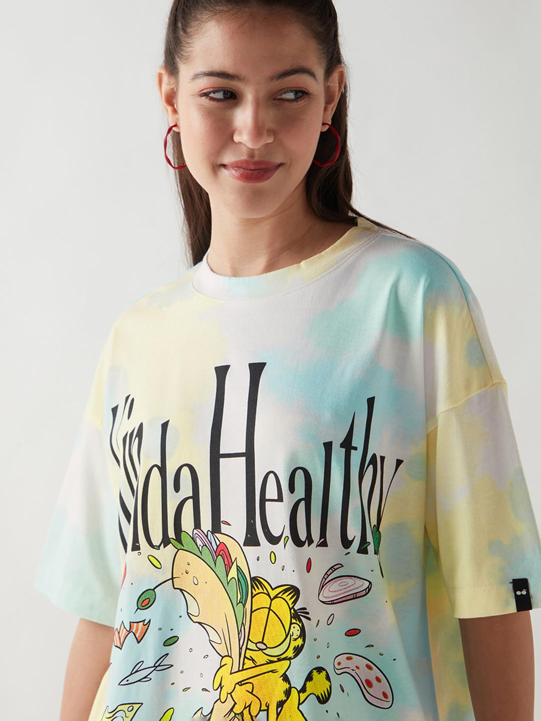 Bewakoof Official Garfield Merchandise Women's Graphic Printed Oversized Fit Half Sleeve Round Neck Cotton Jersey T-Shirt