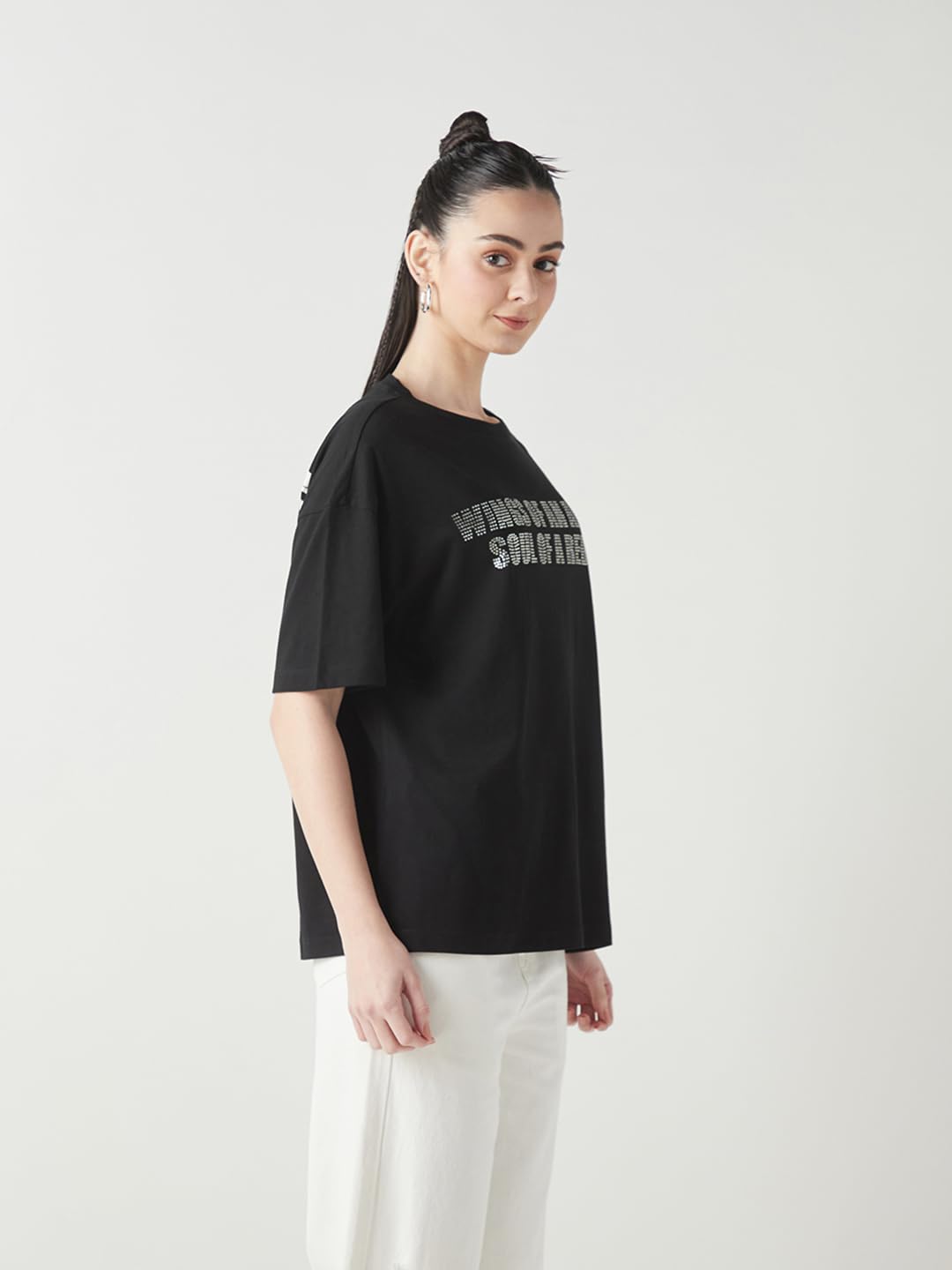 Bewakoof Official Garfield Merchandise Women's Graphic Printed Oversized Fit Half Sleeve Round Neck Cotton Jersey T-Shirt