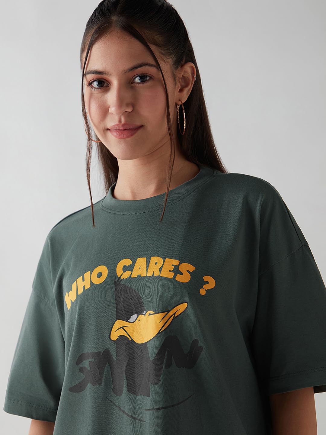 Bewakoof Official Garfield Merchandise Women's Graphic Printed Oversized Fit Half Sleeve Round Neck Cotton Jersey T-Shirt