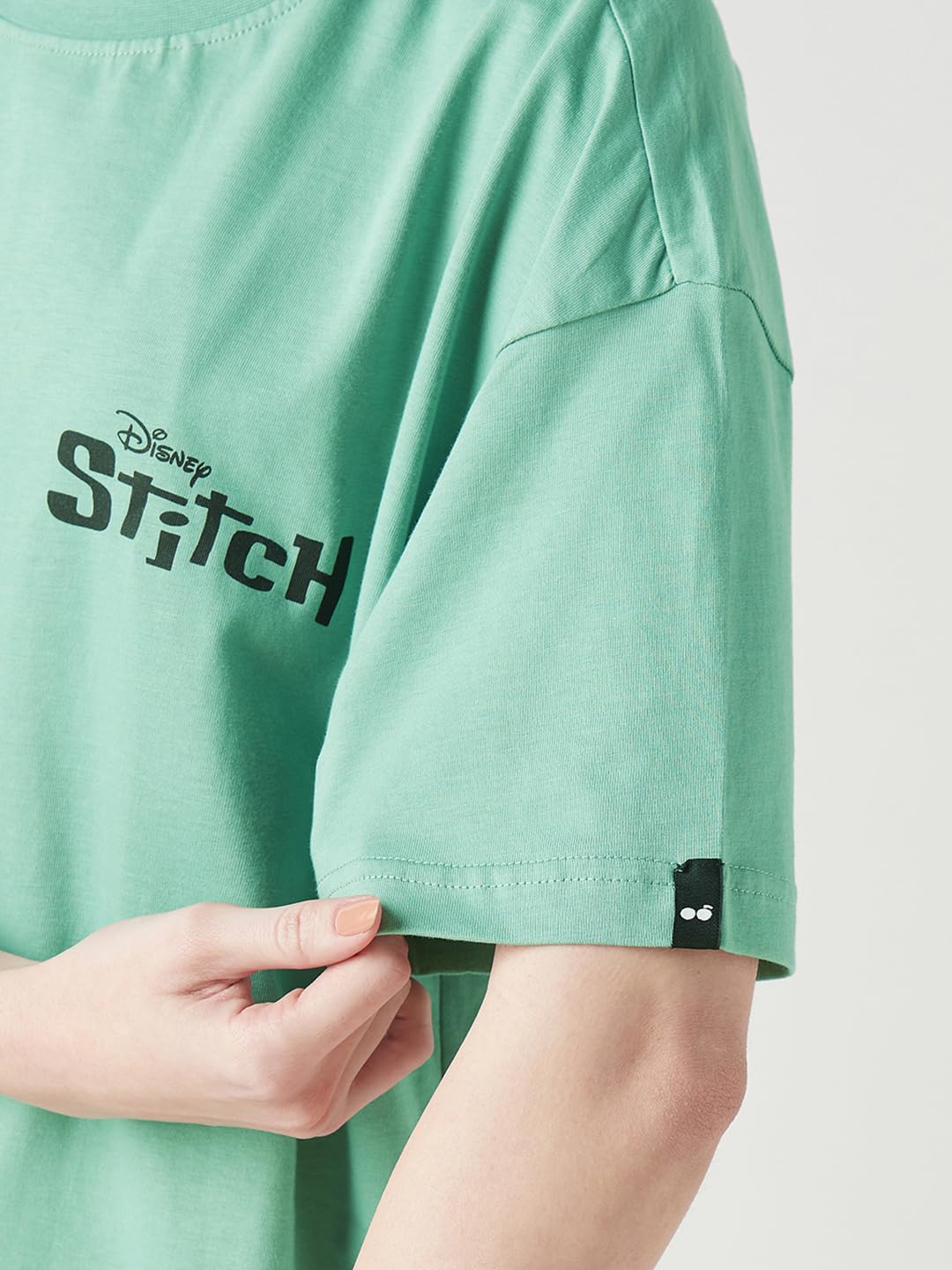 Bewakoof Official Garfield Merchandise Women's Graphic Printed Oversized Fit Half Sleeve Round Neck Cotton Jersey T-Shirt