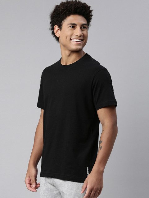 Levis Men Soft Pure Cotton Round Neck Half Sleeve Tshirt