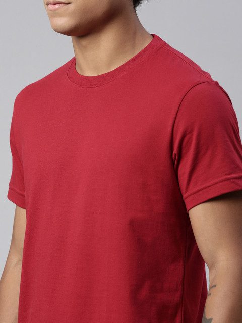 Levis Men Soft Pure Cotton Round Neck Half Sleeve Tshirt