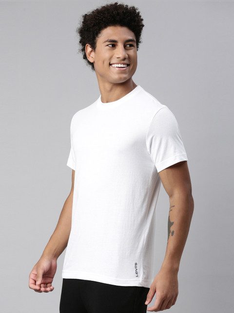 Levis Men Soft Pure Cotton Round Neck Half Sleeve Tshirt