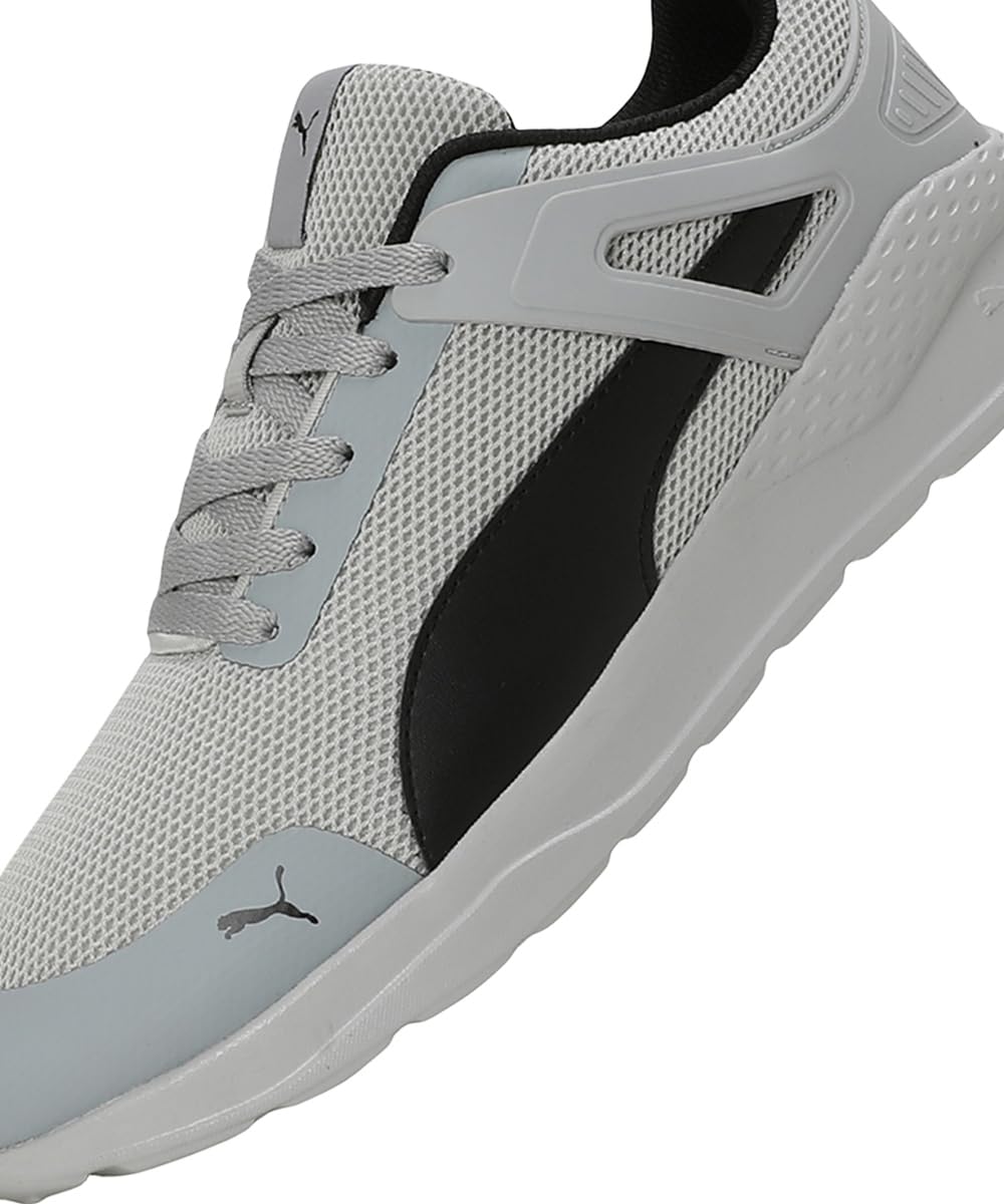 Puma Men Amaze Runner Sneaker