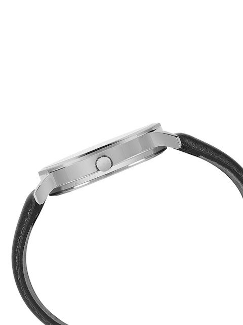 Timex Men Leather Straps Analogue Watch TWHG53SMU02